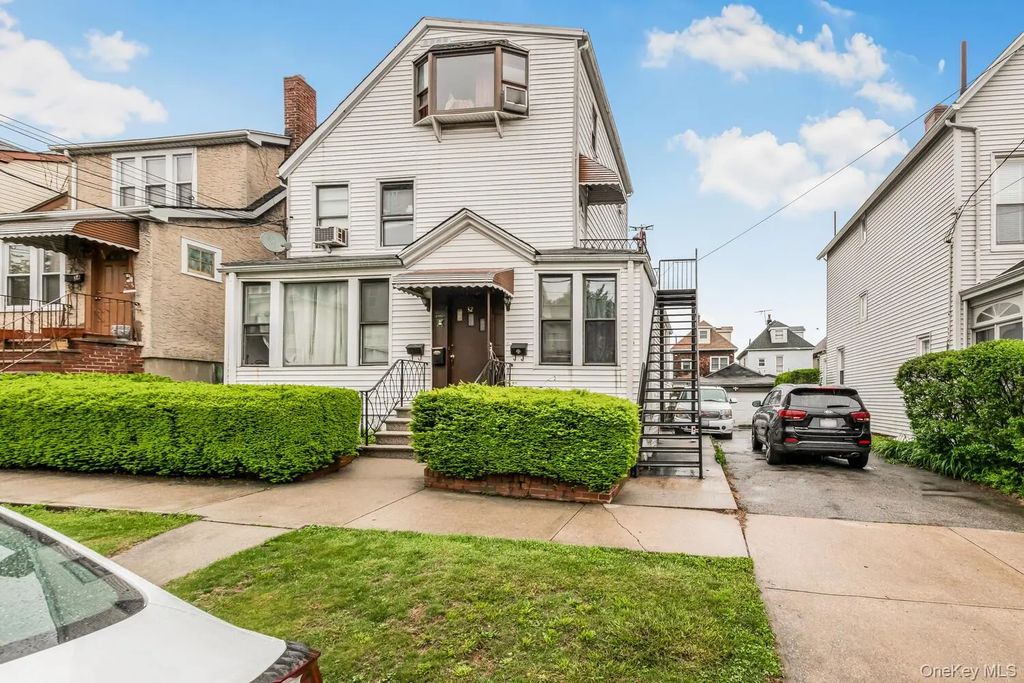 32 Alexander Avenue, Yonkers