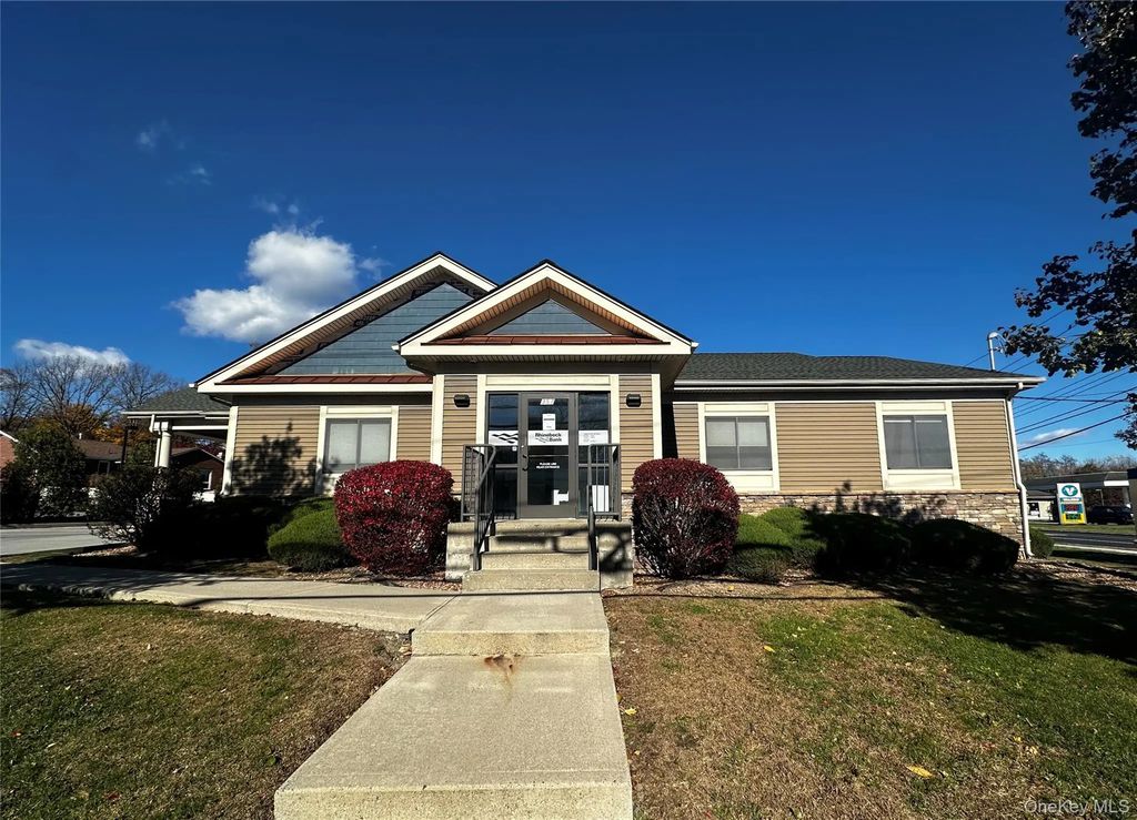 357 E Main Street, Middletown