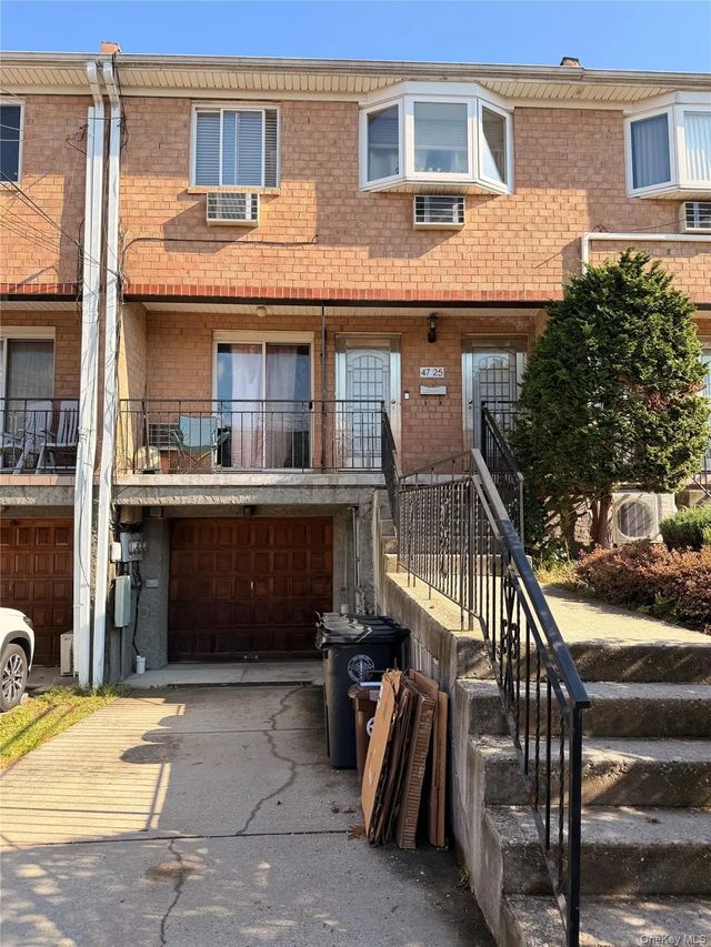 Photo of Listing #933125