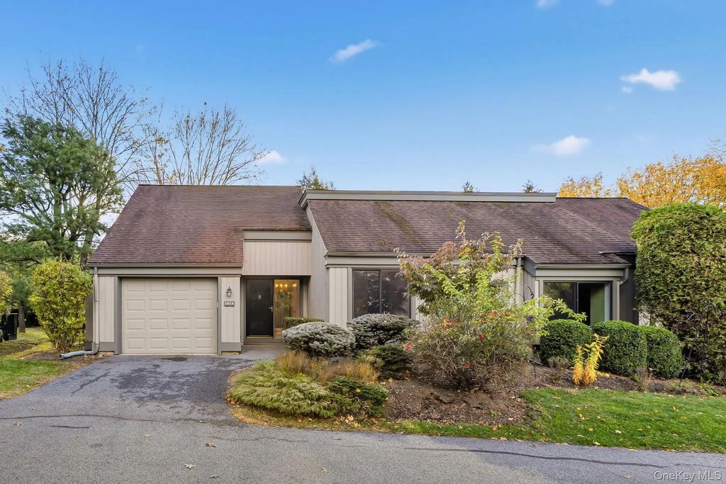 593 Heritage Hills # A, Somers