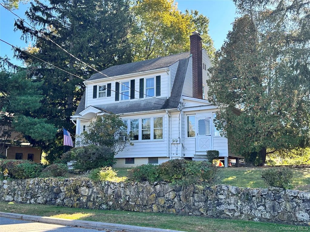 219 Rockledge Avenue, Buchanan