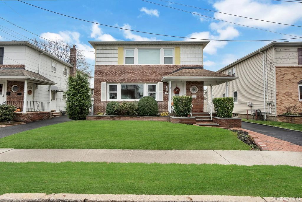 35 Gibson Boulevard, Valley Stream