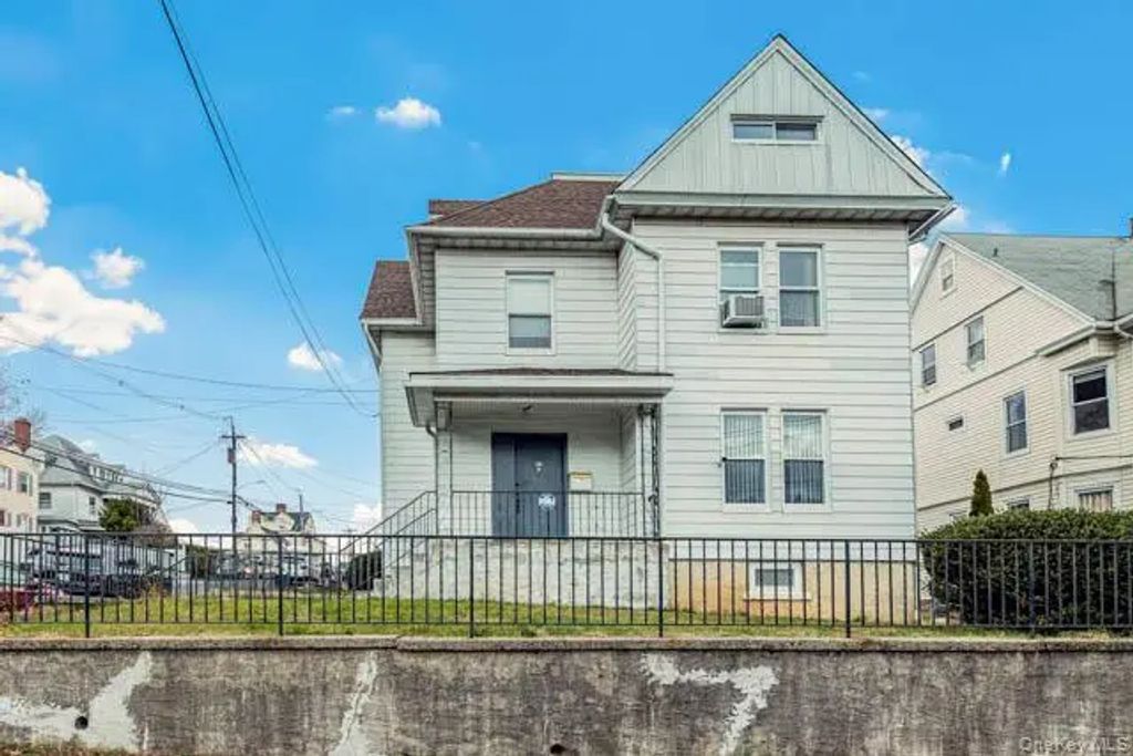 69 Waring Place, Yonkers
