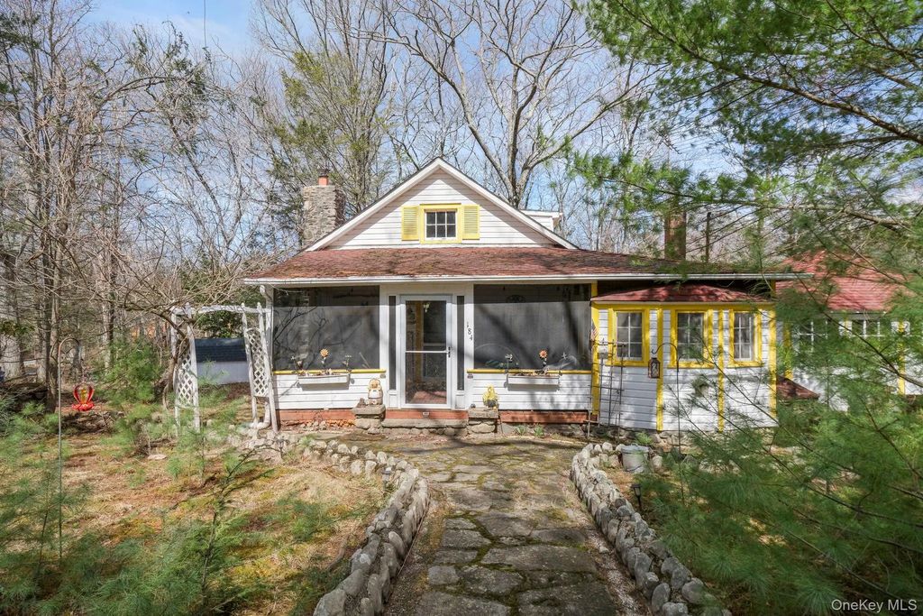 184 Yankee Lake Road, Wurtsboro