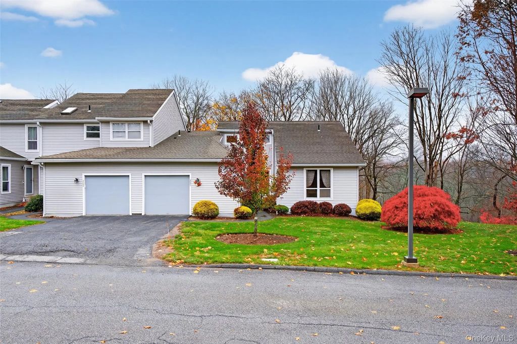 201 Woodsbrooke Drive, Mahopac