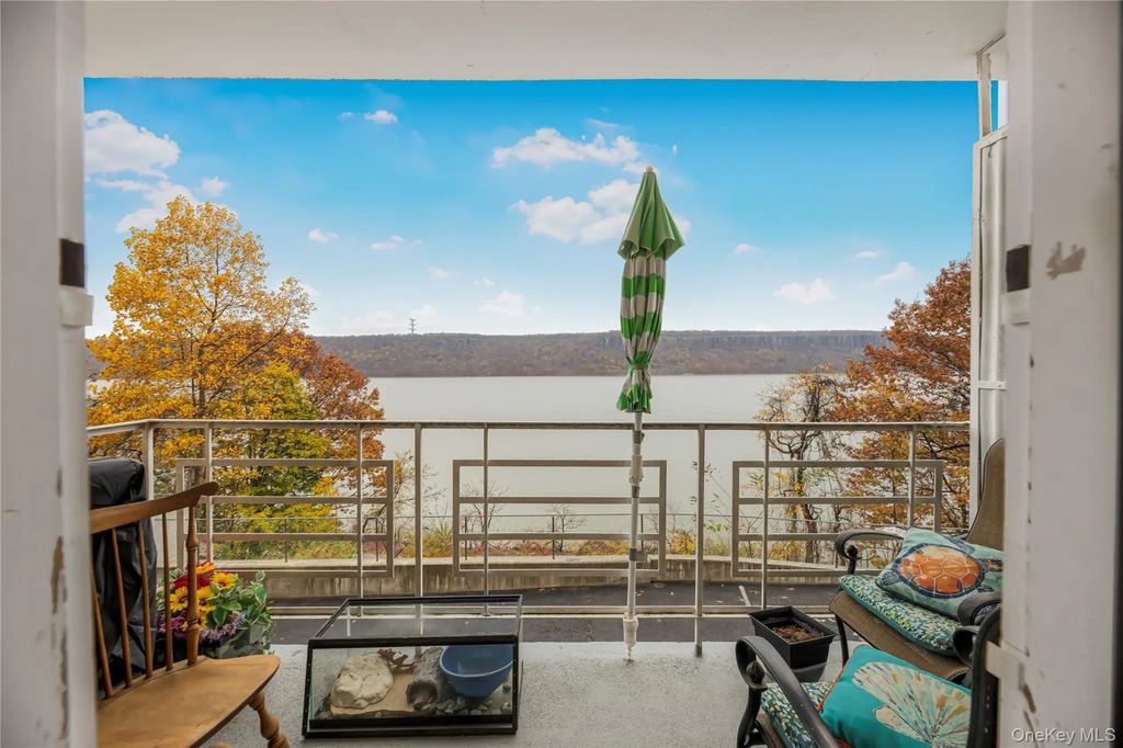 679 Warburton Avenue # 1m, Yonkers
