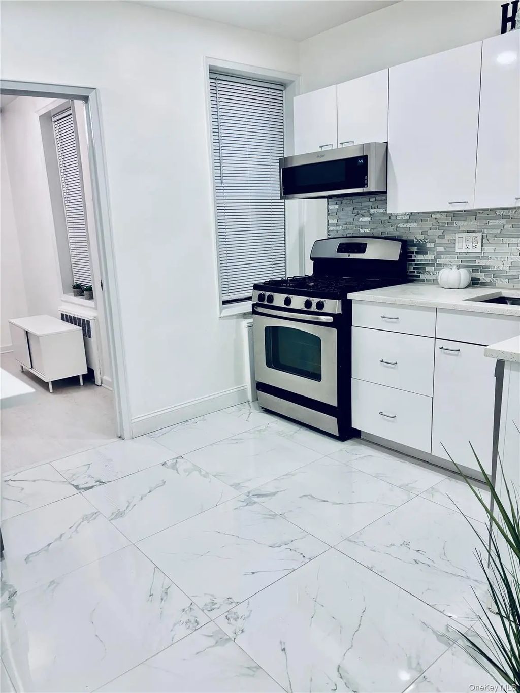 16 N Broadway # 3e, White Plains