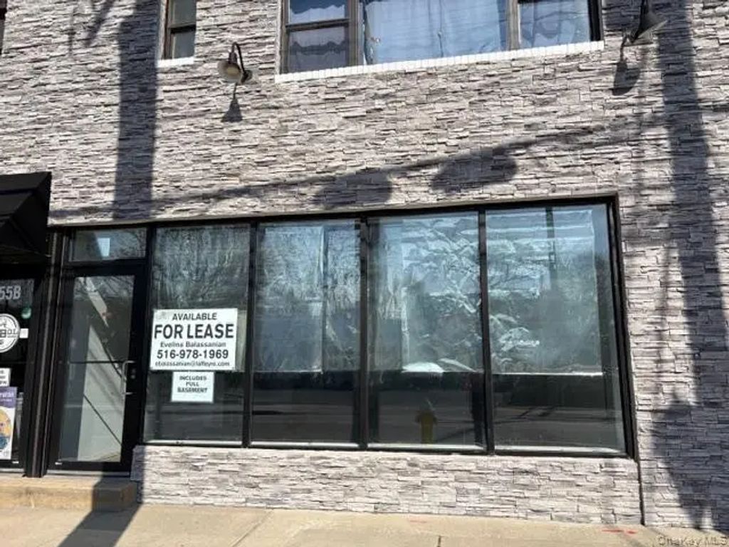 155a Main Street, Farmingdale
