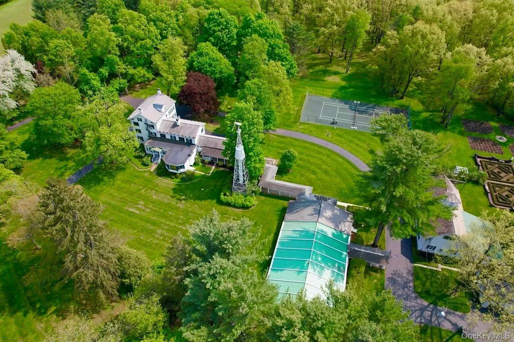 40 Geyser Road, Call Listing Agent