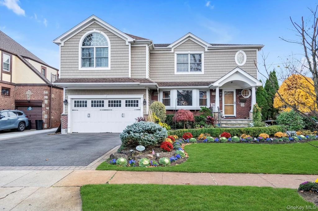 65 Reyam Road, Lynbrook