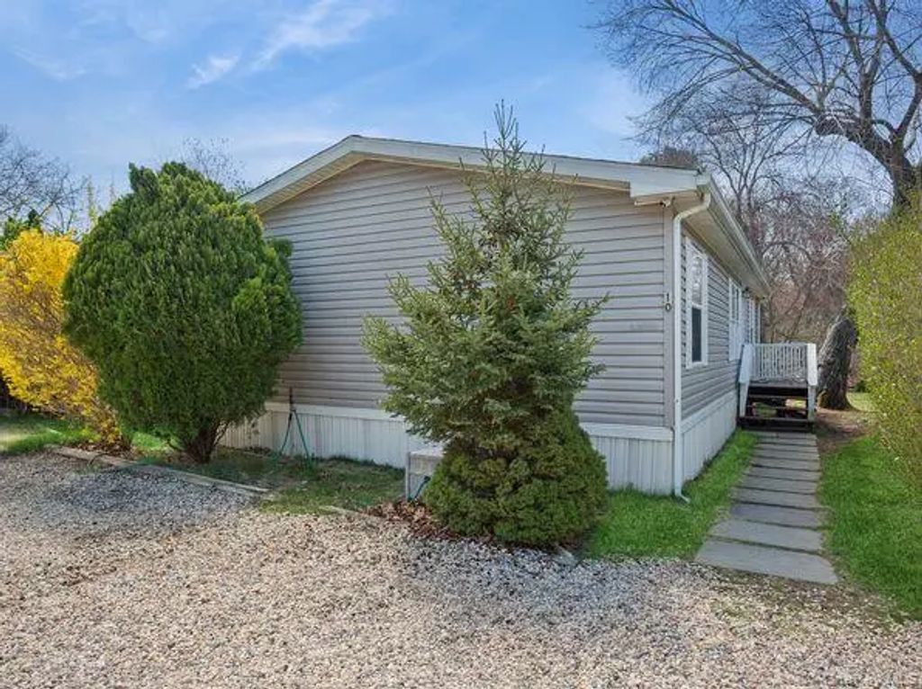 337 Three Mile Harbo # 10, East Hampton