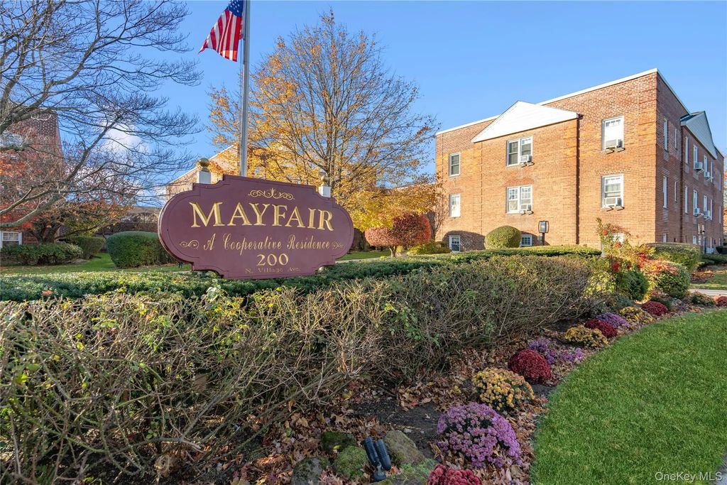 200 N Village Avenue # 100, Rockville Centre