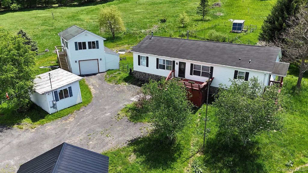 292 County Road 93, Roscoe