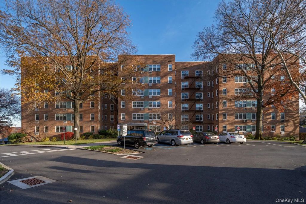 76 Dehaven Drive # 2d, Yonkers