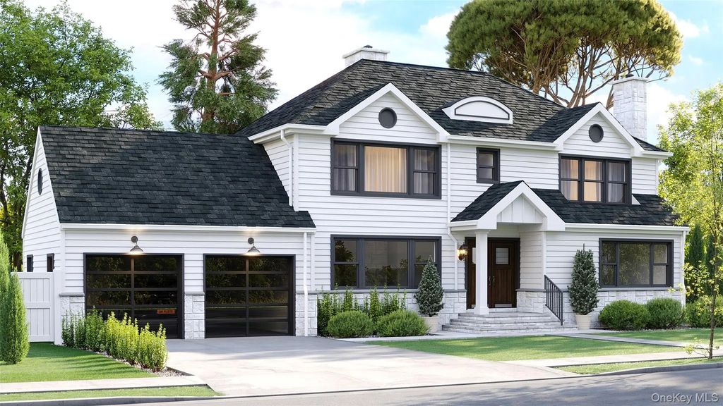 44 School Street, Malverne
