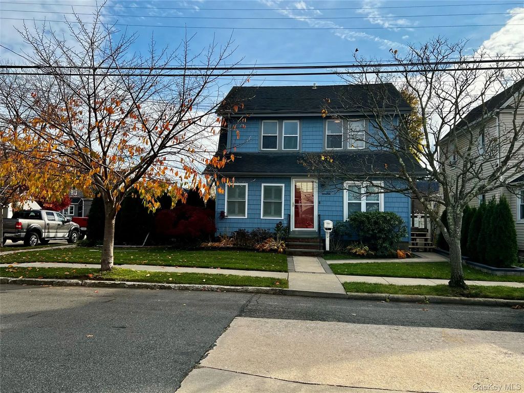 112 Central Avenue, Lynbrook