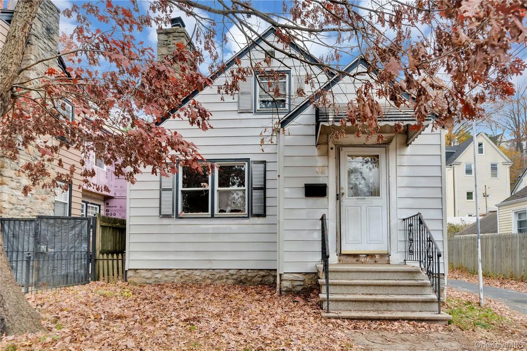 32 Tibbetts Road, Yonkers