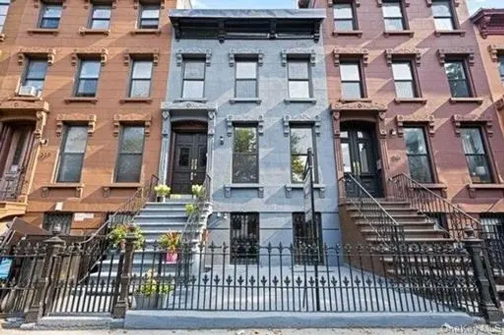 308 Clifton Place, Brooklyn