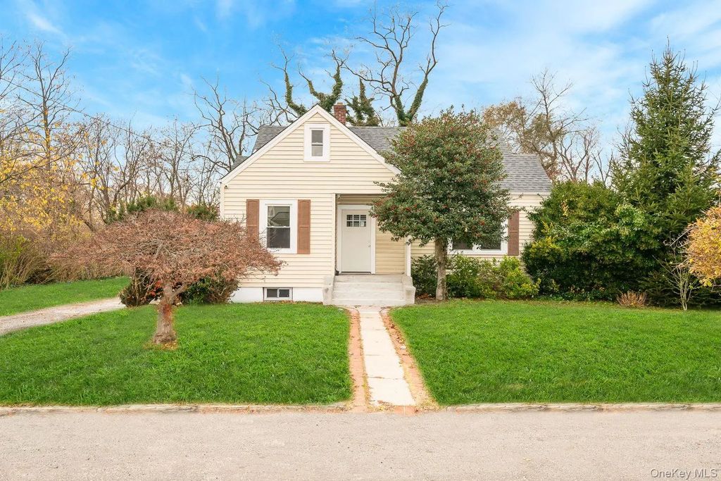 123 4th Avenue, Huntington