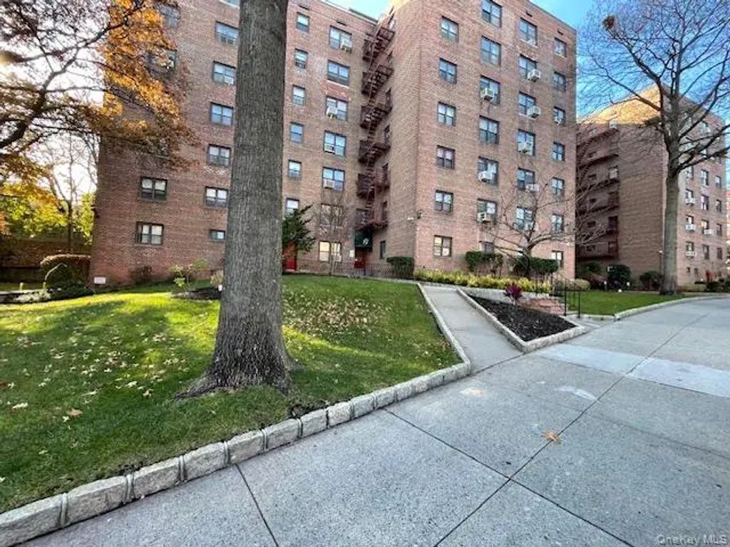 87-30 204 Street # Apt-a54, Hollis