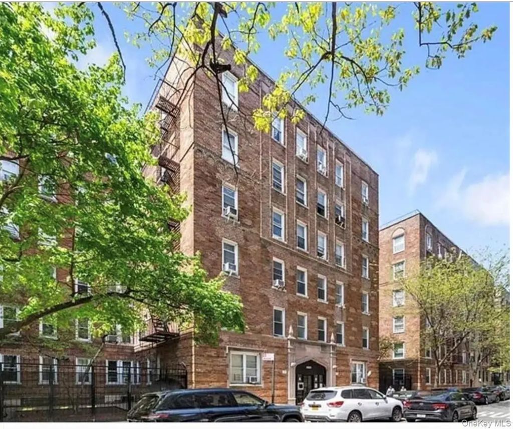 2081 Cruger Avenue Cruger # 1k, Bronx