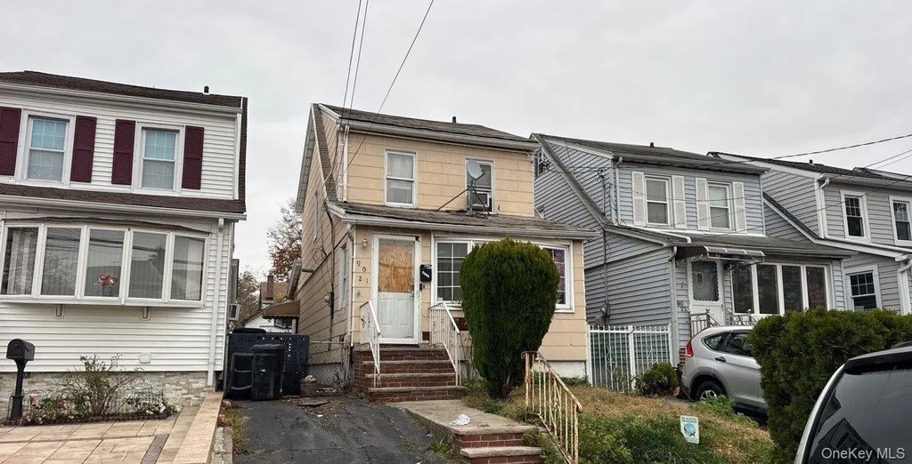 90-21 207th Street, Queens Village