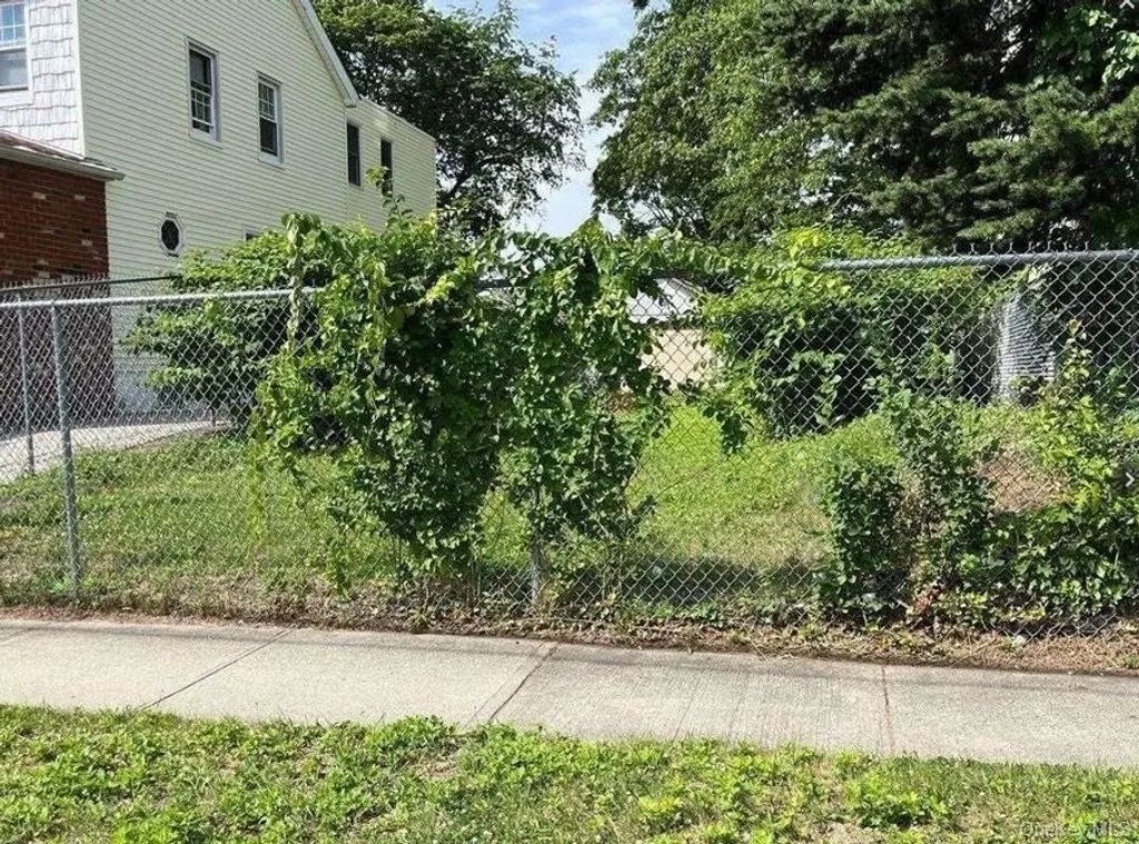88-58 Hollis Court Boulevard, Hollis