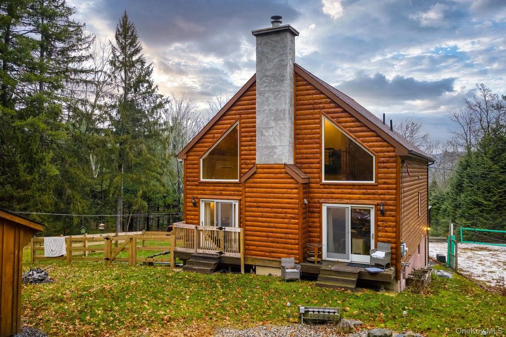 191 David Rhodes Road, Westbrookville