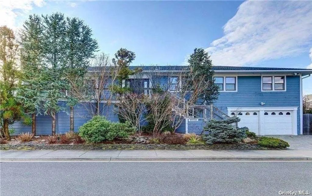 14 Kensington Street, Lido Beach