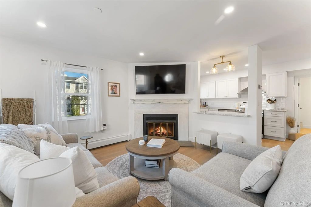 36 Greenridge Avenue # 302, White Plains