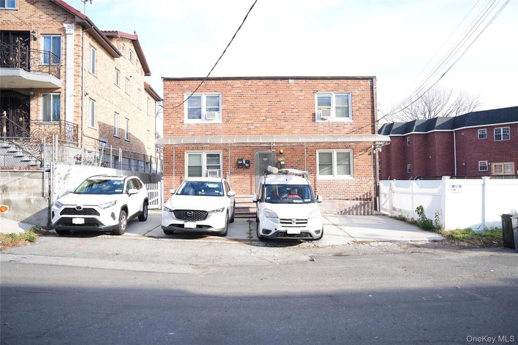 2521 127th Street, Flushing