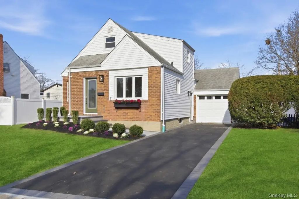 57 Remson Street, Valley Stream