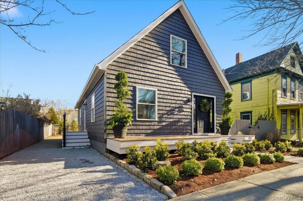 336 2nd Street, Greenport