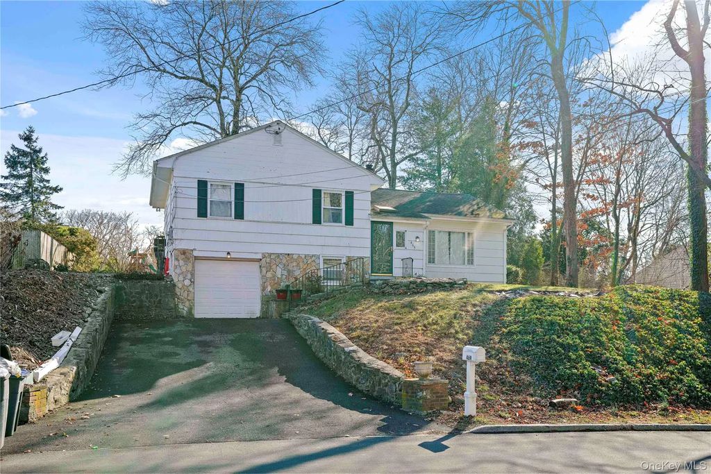 469 Rosedale Avenue, White Plains