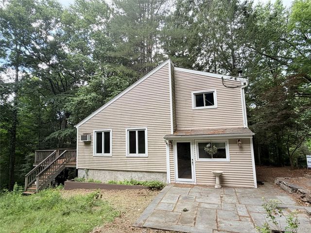 10 Green Acres Lane, Brewster