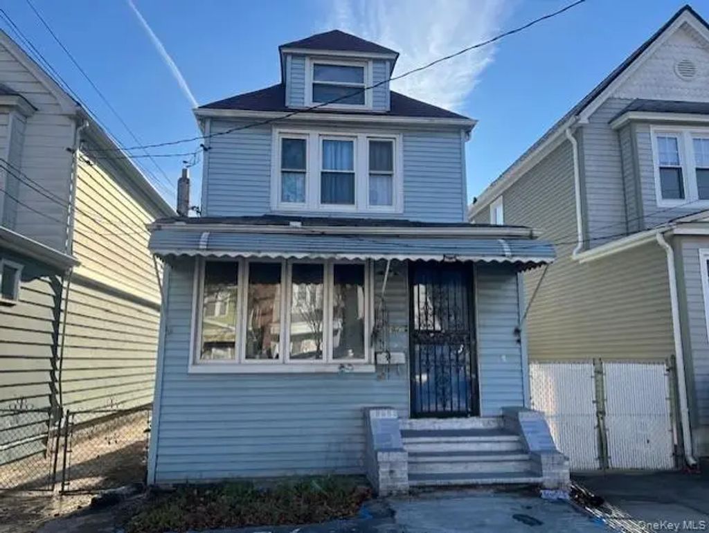62-82 Booth Street, Rego Park