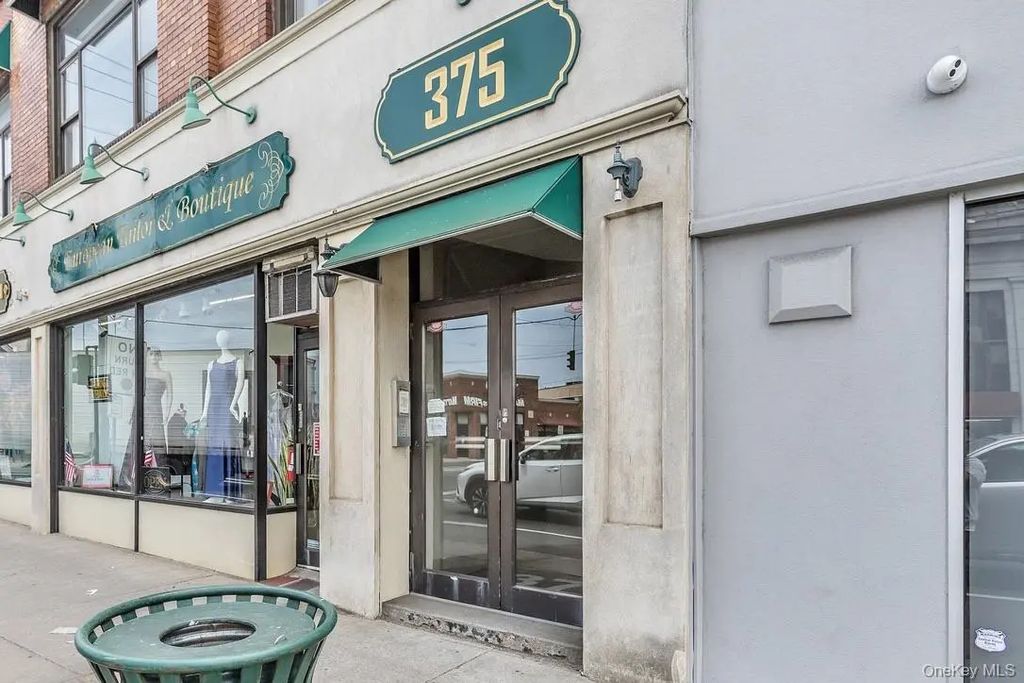 375 Sunrise Highway 1, Lynbrook