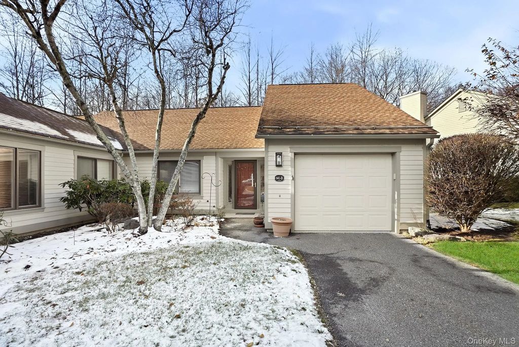 641 Heritage Hills # B, Somers