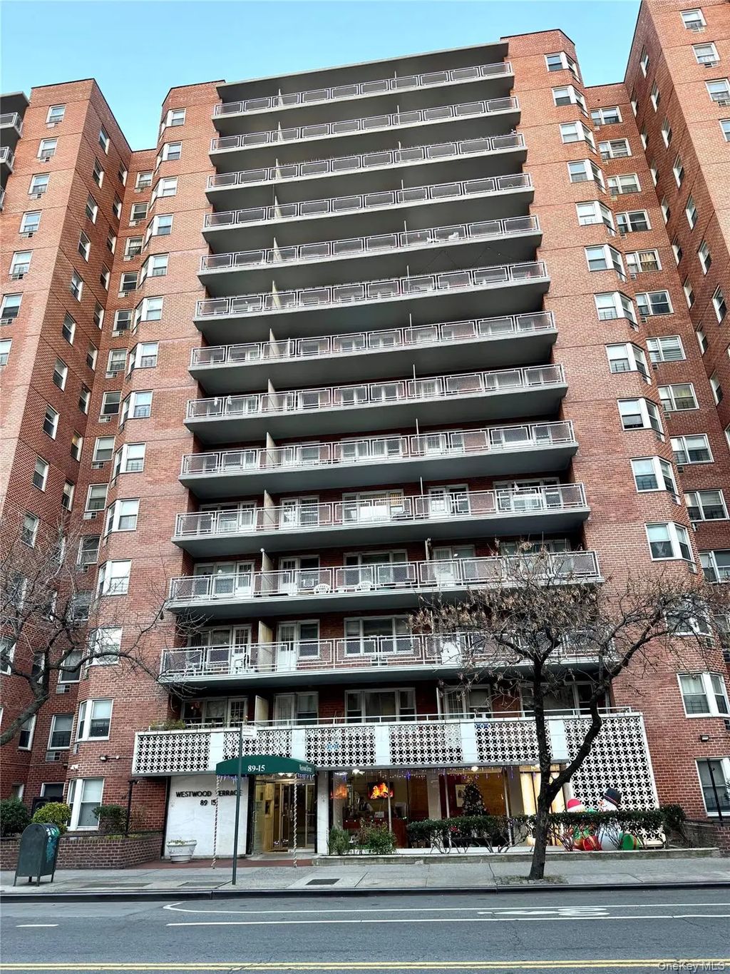 89-15 Parsons Boulevard # 9c, Jamaica