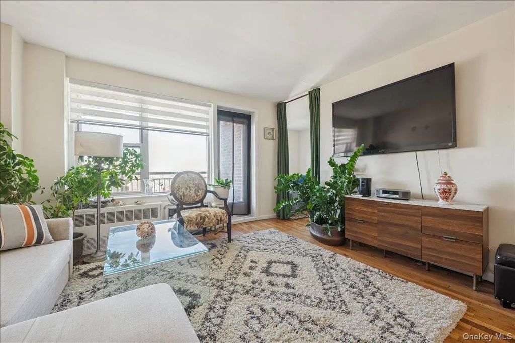 855 E Broadway # 4g, Long Beach