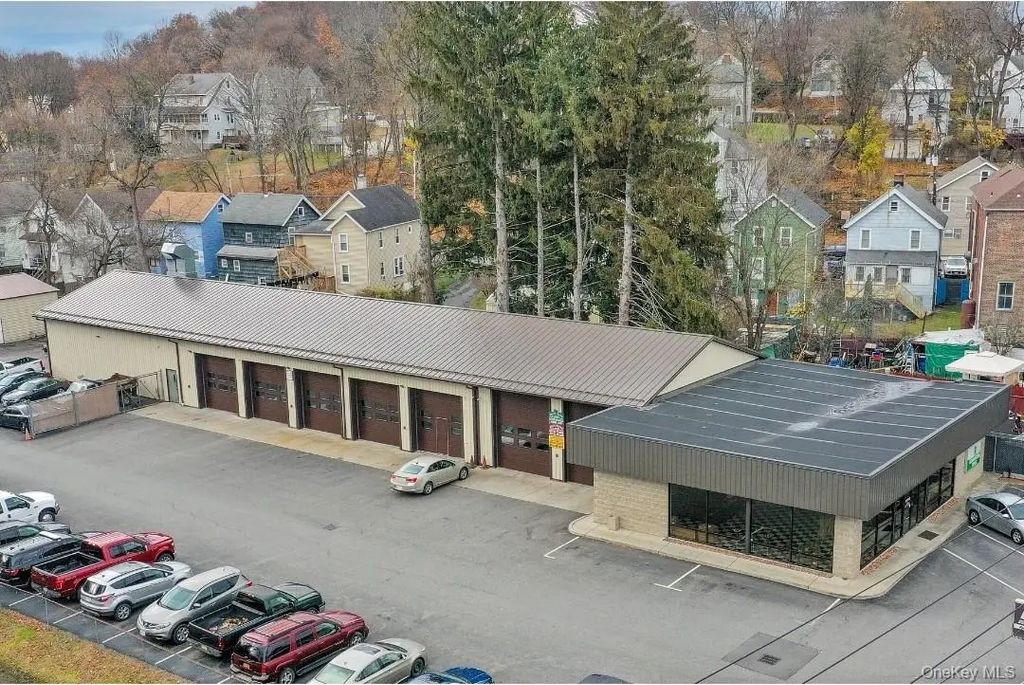 80 Wisner Avenue, Middletown