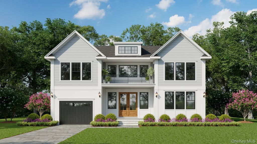 81 Bayview Avenue, Massapequa