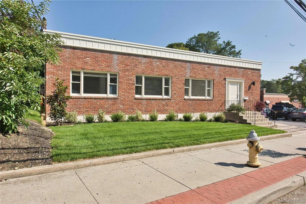 121 Pulaski Road, Kings Park