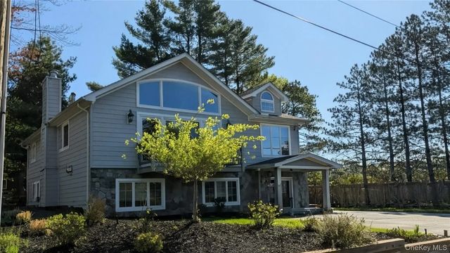 4030 W Shore Drive, Kauneonga Lake