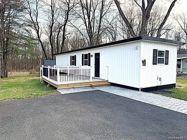 163 Jules Avenue, Wallkill