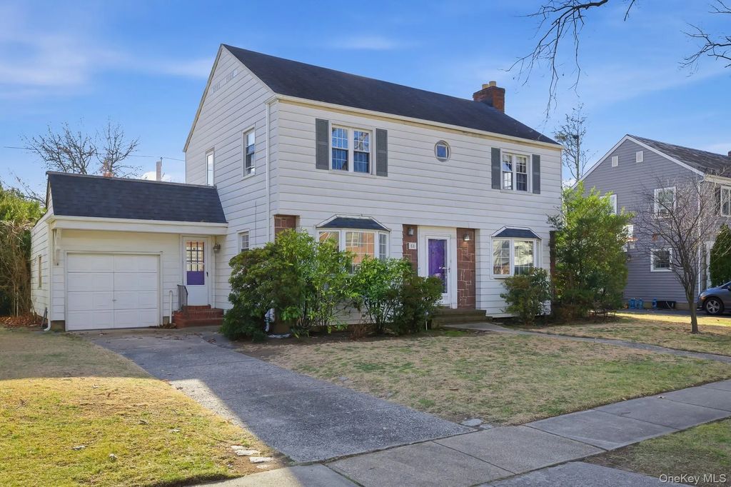 58 Dartmouth Street, Garden City