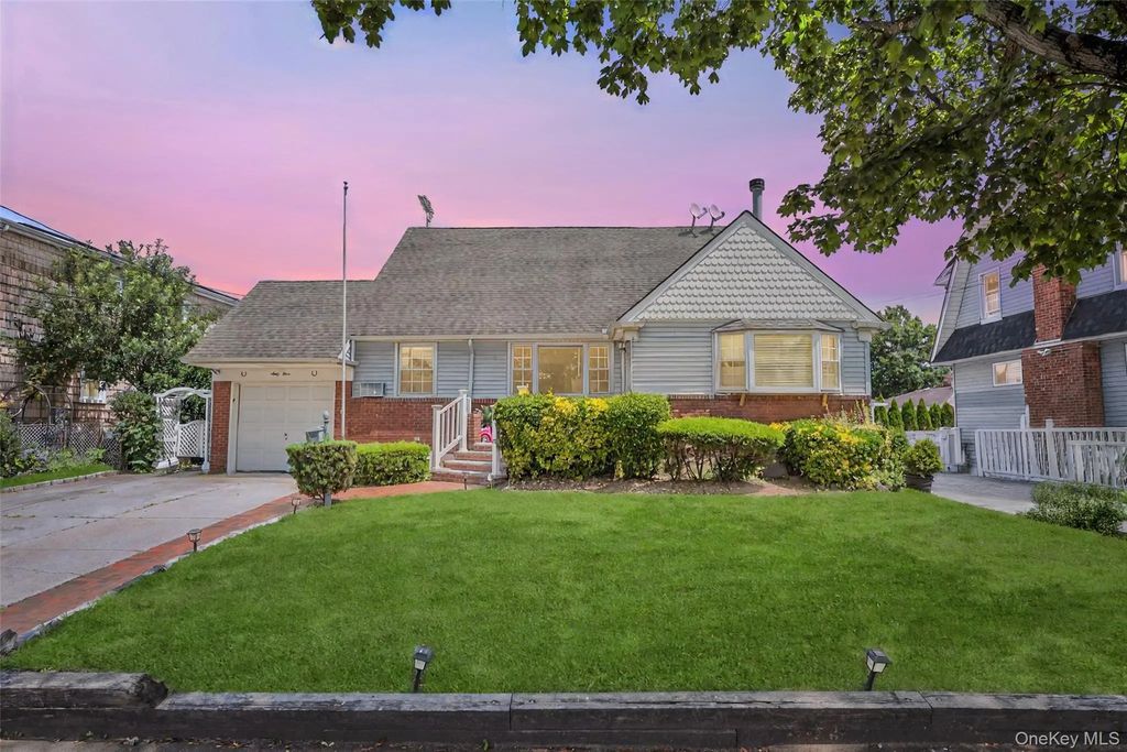 64 Hodson Avenue, Lynbrook