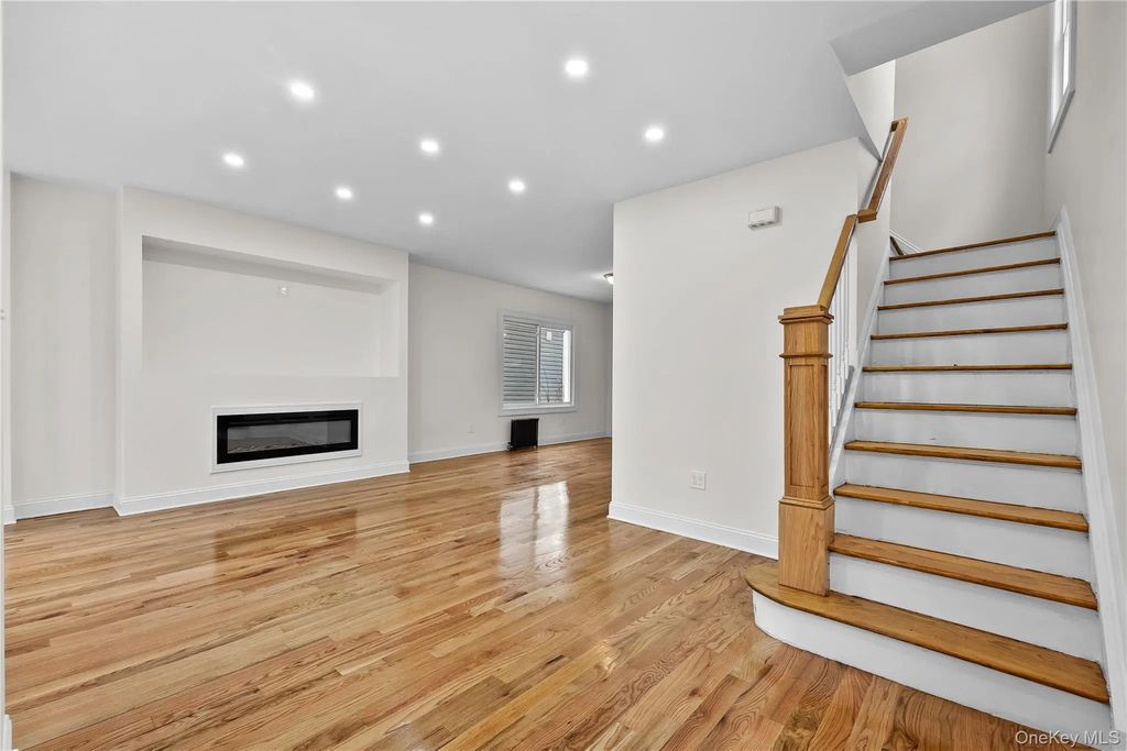 11512 197th Street, Saint Albans