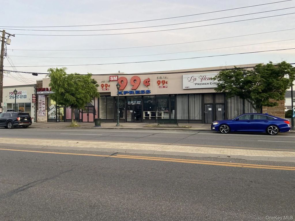 1081 Hempstead, Franklin Square