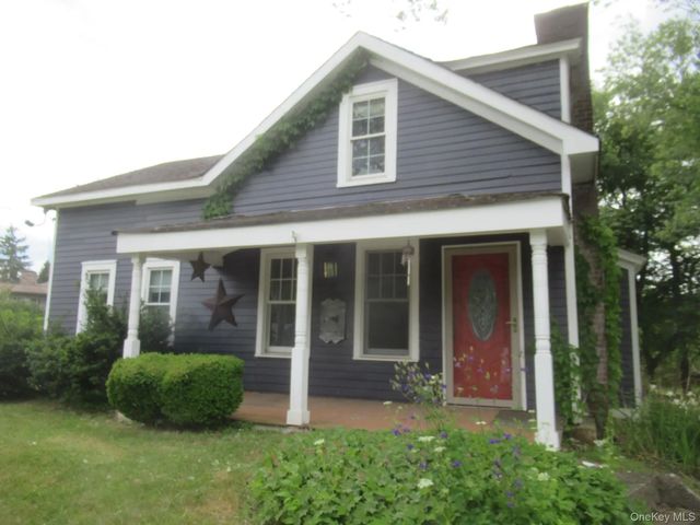 91 Clove Branch Road, Hopewell Junction